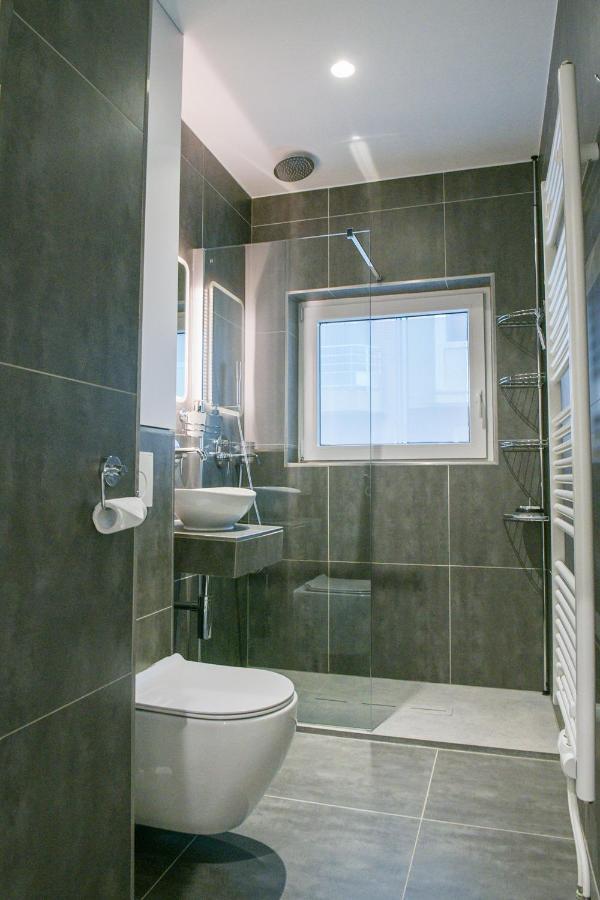 Modern Gelijkvloers Gezinsappartement Knokke-Heist Exterior photo