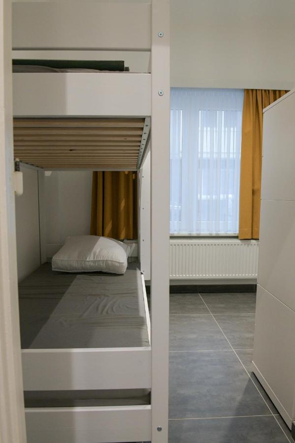 Modern Gelijkvloers Gezinsappartement Knokke-Heist Exterior photo