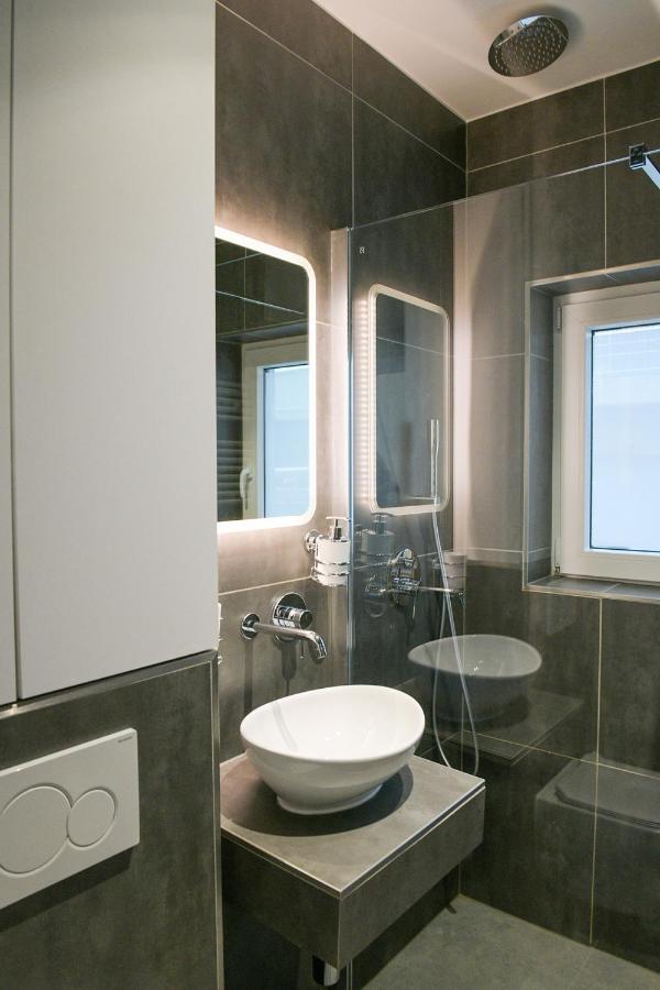 Modern Gelijkvloers Gezinsappartement Knokke-Heist Exterior photo