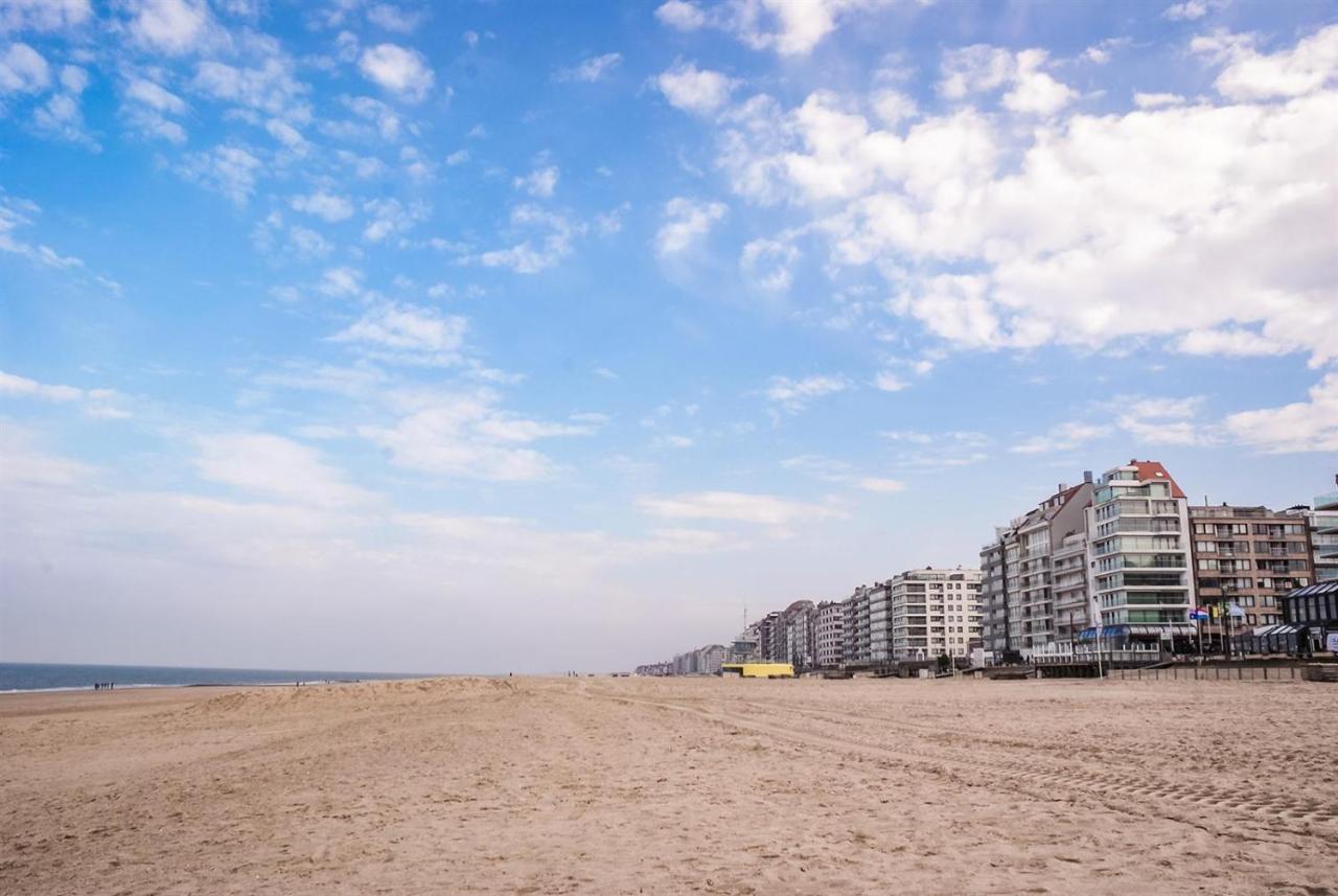 Modern Gelijkvloers Gezinsappartement Knokke-Heist Exterior photo